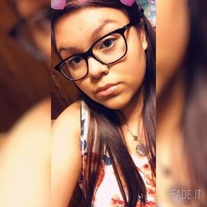 Meet your Posher, Ivette